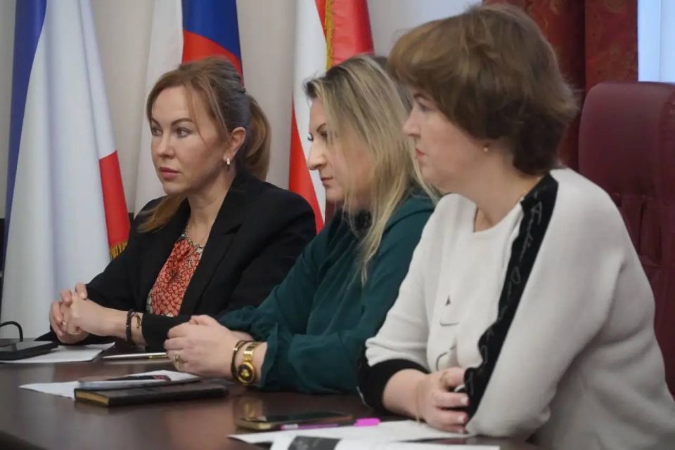 В администрации Керчи состоялся День правовой помощи для ликвидаторов аварии на Чернобыльской АЭС В администрации Керчи состоялся День правовой помощи для ликвидаторов аварии на Чернобыльской АЭС