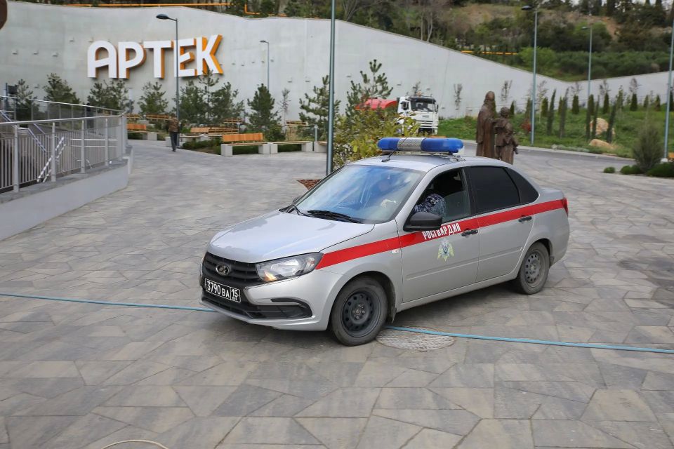 В Крыму росгвардейцы приняли участие в масштабных межведомственных учениях по антитеррористической безопасности В Крыму росгвардейцы приняли участие в масштабных межведомственных учениях по антитеррористической безопасности