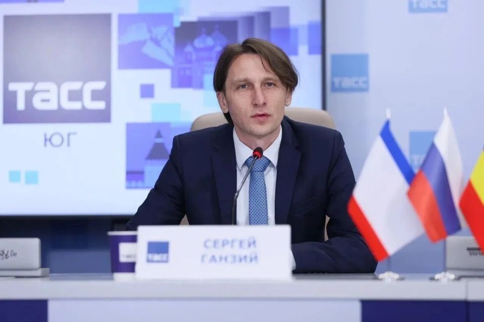 Республика Крым и Ростовская область расширили сотрудничество в области туризма, науки и образования Республика Крым и Ростовская область расширили сотрудничество в области туризма, науки и образования