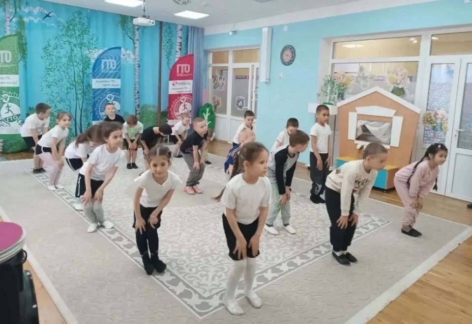 Центр тестирования ВФСК ГТО Симферопольского района принимал нормативы в «Детский сад «Вишенка» в селе Красное Симферопольского района Центр тестирования ВФСК ГТО Симферопольского района принимал нормативы в «Детский сад «Вишенка» в селе Красное Симферопольского района