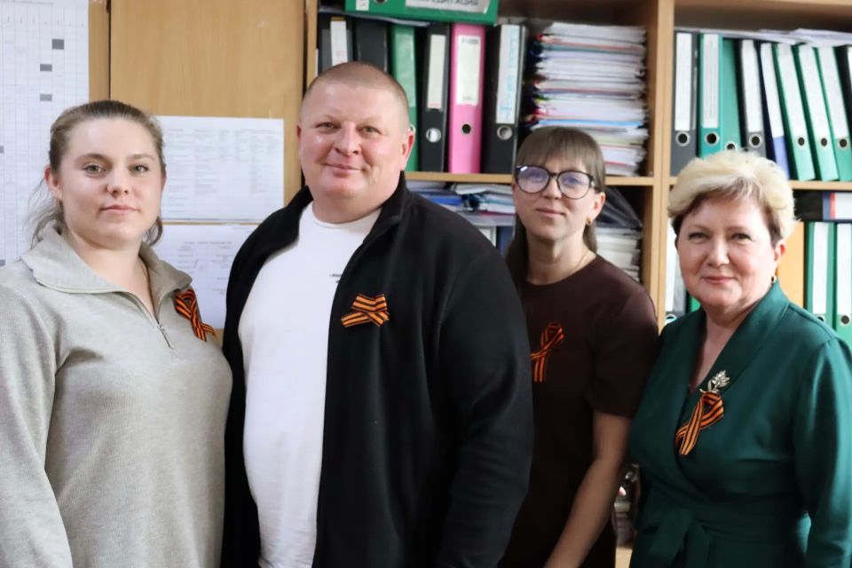 Символ памяти: Симферопольский район присоединился к акции «Георгиевская лента» Символ памяти: Симферопольский район присоединился к акции «Георгиевская лента»