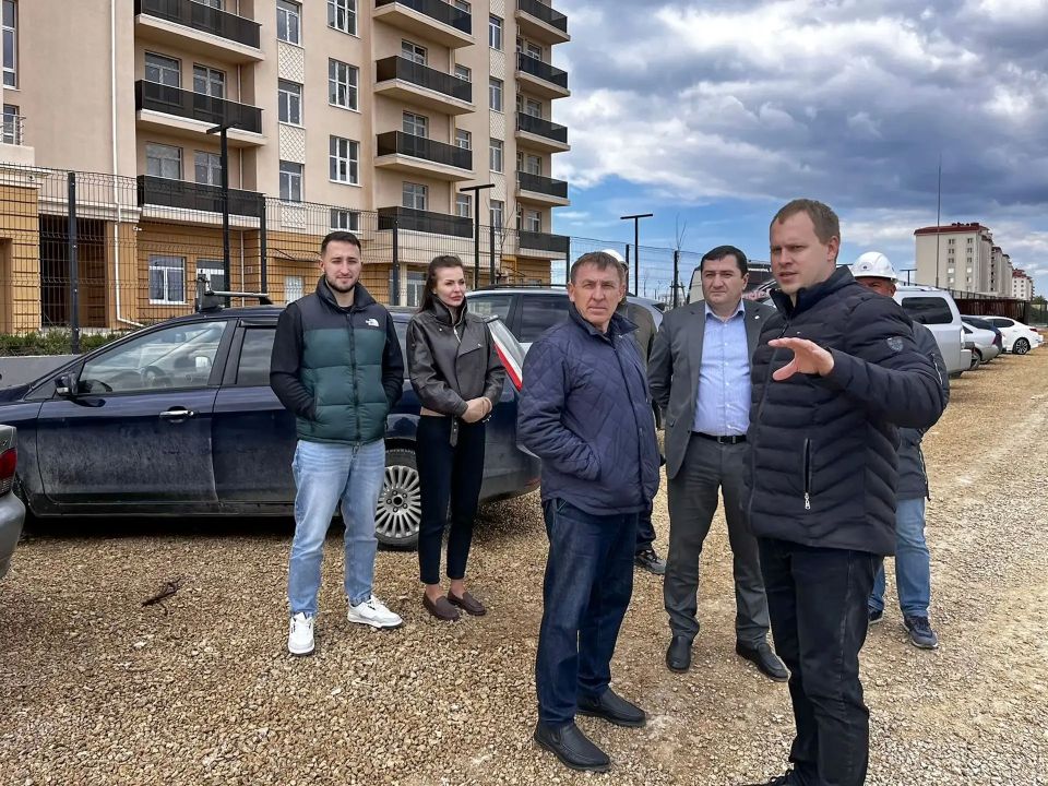 Строительство набережной в рамках федерального проекта «Золотые пески России» на участке между Евпаторией и Саками ведётся с опережением графика Строительство набережной в рамках федерального проекта «Золотые пески России» на участке между Евпаторией и Саками ведётся с опережением графика