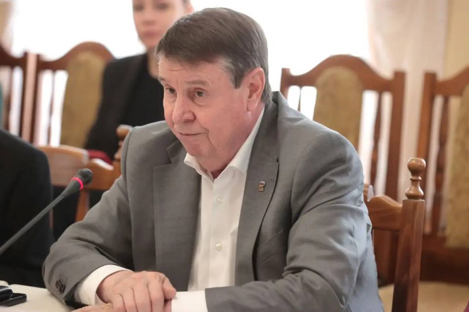 В Госсовете Крыма прошла встреча депутатов с иностранными журналистами