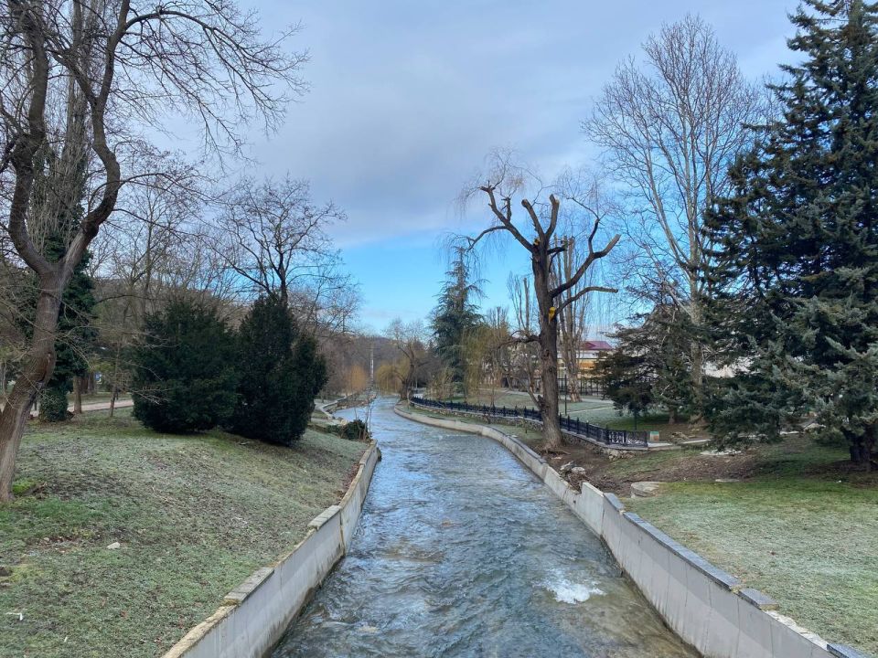 ������ � ����������� 23 ������