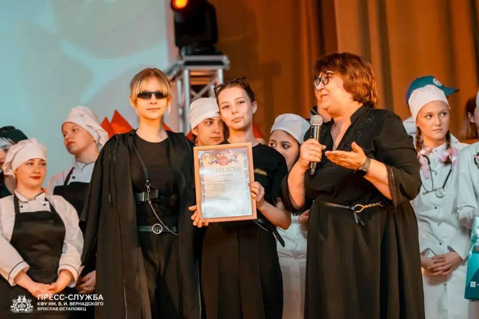 Василий Телиженко: Ученики Перекопской школы №7 Армянска стали бронзовыми призёрами Республиканского конкурса агитбригад «Сделать выбор необходимо: работать на благо любимого Крыма»!
