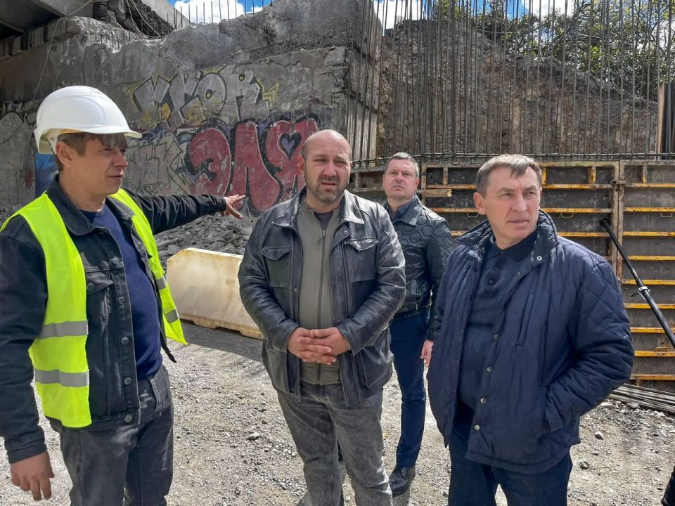 Юрий Гоцанюк: Капитальный ремонт моста на въезде в Ялту со стороны Алушты продолжается в соответствии с графиком Юрий Гоцанюк: Капитальный ремонт моста на въезде в Ялту со стороны Алушты продолжается в соответствии с графиком