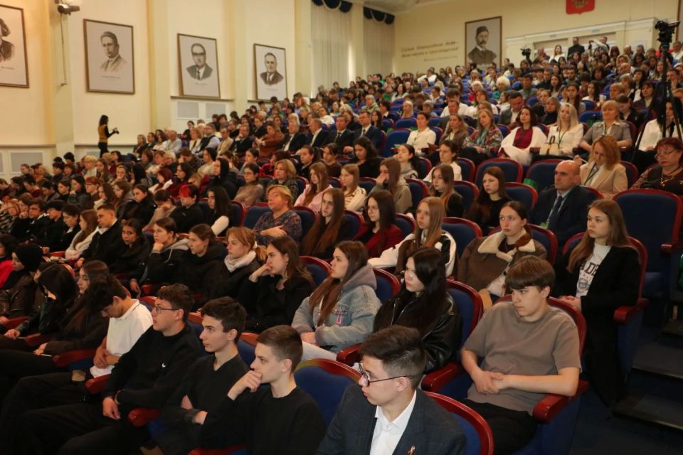 В столице Крыма на площадке КИПУ имени Февзи Якубова стартовала VI Всероссийская научно-практическая конференция «ФИНАНСОВАЯ ГРАМОТНОСТЬ И ЦИФРОВИЗАЦИЯ БЮДЖЕТНОГО ПРОЦЕССА: ОПЫТ РАЗВИТИЯ, ТЕНДЕНЦИИ, МЕТОДИКА» В столице Крыма на площадке КИПУ имени Февзи Якубова стартовала VI Всероссийская научно-практическая конференция «ФИНАНСОВАЯ ГРАМОТНОСТЬ И ЦИФРОВИЗАЦИЯ БЮДЖЕТНОГО ПРОЦЕССА: ОПЫТ РАЗВИТИЯ, ТЕНДЕНЦИИ, МЕТОДИКА»