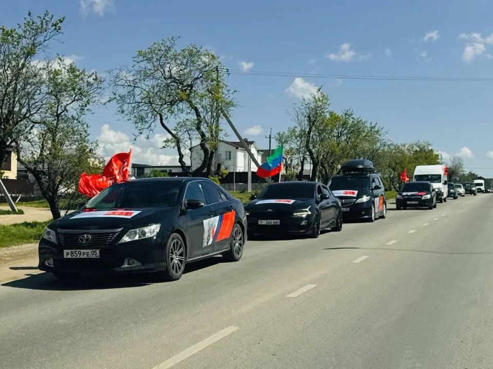 Межрегиональный патриотический автопробег "Знамя Победы" завершился в Севастополе