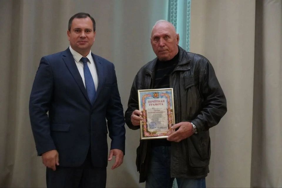 В Керчи прошло торжественное собрание, посвященное 40-летию Чернобыльской катастрофы В Керчи прошло торжественное собрание, посвященное 40-летию Чернобыльской катастрофы