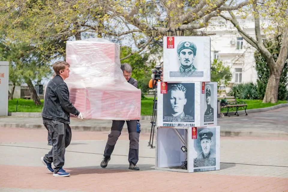 50 праздничных конструкций украсят Севастополь ко Дню Победы 50 праздничных конструкций украсят Севастополь ко Дню Победы