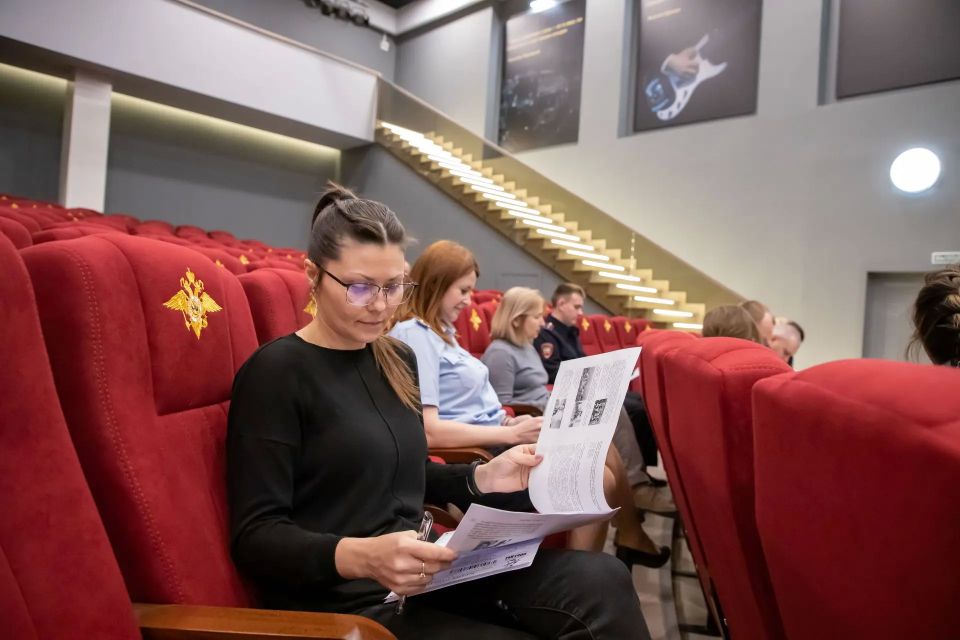 Полицейские Севастополя приняли участие во Всероссийской исторической акции «Диктант Победы» Полицейские Севастополя приняли участие во Всероссийской исторической акции «Диктант Победы»