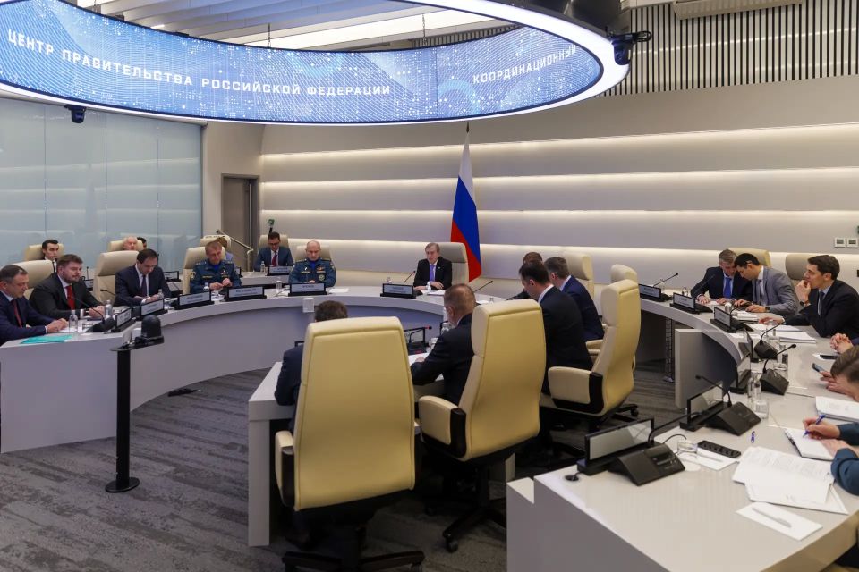 Виталий Савельев провел заседание правительственной комиссии по ликвидации последствий ЧС в Керченском проливе Виталий Савельев провел заседание правительственной комиссии по ликвидации последствий ЧС в Керченском проливе