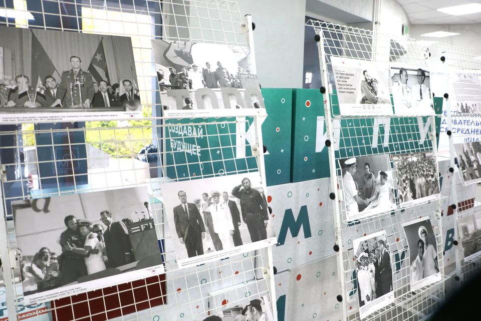 В Симферополе открылась фотовыставка к 100-летию Фиделя Кастро В Симферополе открылась фотовыставка к 100-летию Фиделя Кастро