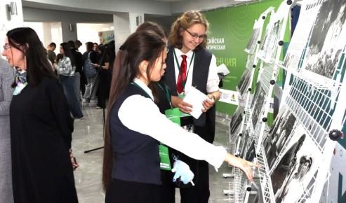 � ����������� ��������� ������������ � 100-����� ������ ������