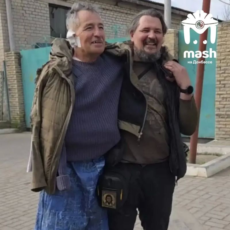 Ранена руководитель гуманитарной миссии из Севастополя — украинские беспилотники атаковали машину волонтеров в ДНР Ранена руководитель гуманитарной миссии из Севастополя — украинские беспилотники атаковали машину волонтеров в ДНР
