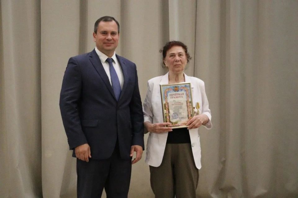 В Керчи прошло торжественное собрание, посвященное 40-летию Чернобыльской катастрофы В Керчи прошло торжественное собрание, посвященное 40-летию Чернобыльской катастрофы