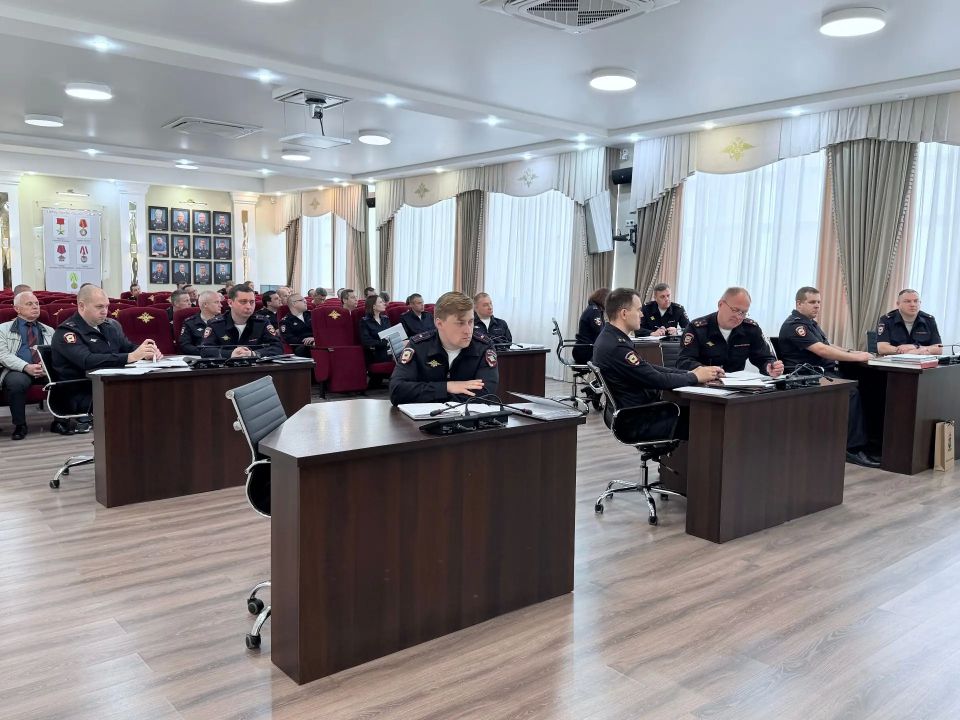 В Управлении МВД России по г.Севастополю почтили память героев-ликвидаторов последствий аварии на Чернобыльской АЭС В Управлении МВД России по г.Севастополю почтили память героев-ликвидаторов последствий аварии на Чернобыльской АЭС