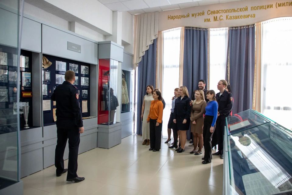 В Управлении МВД России по г.Севастополю почтили память героев-ликвидаторов последствий аварии на Чернобыльской АЭС В Управлении МВД России по г.Севастополю почтили память героев-ликвидаторов последствий аварии на Чернобыльской АЭС