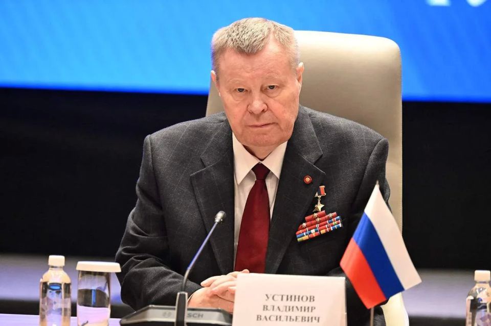 Полномочный представитель Президента РФ в Южном федеральном округе принял участие в расширенном заседании Совета Южно-Российской Парламентской Ассоциации Полномочный представитель Президента РФ в Южном федеральном округе принял участие в расширенном заседании Совета Южно-Российской Парламентской Ассоциации