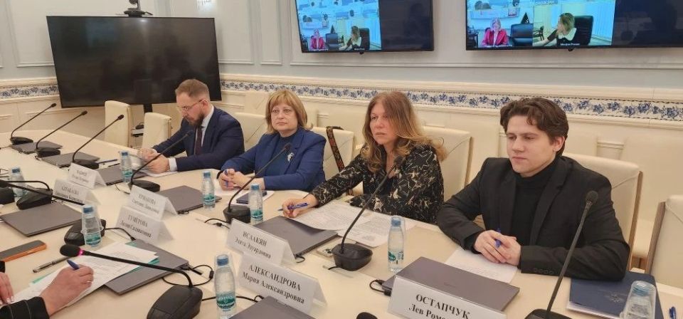 Екатерина Алтабаева: Сегодня приняла участие в совещании, посвященном обеспечению образовательных организаций культуры специализированной одеждой и обувью для занятий хореографией Екатерина Алтабаева: Сегодня приняла участие в совещании, посвященном обеспечению образовательных организаций культуры специализированной одеждой и обувью для занятий хореографией
