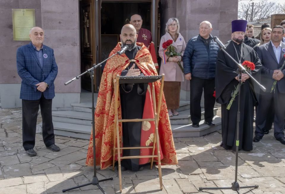 В Симферополе прошли памятные мероприятия, приуроченные ко Дню памяти жертв геноцида армянского народа в Османской империи В Симферополе прошли памятные мероприятия, приуроченные ко Дню памяти жертв геноцида армянского народа в Османской империи
