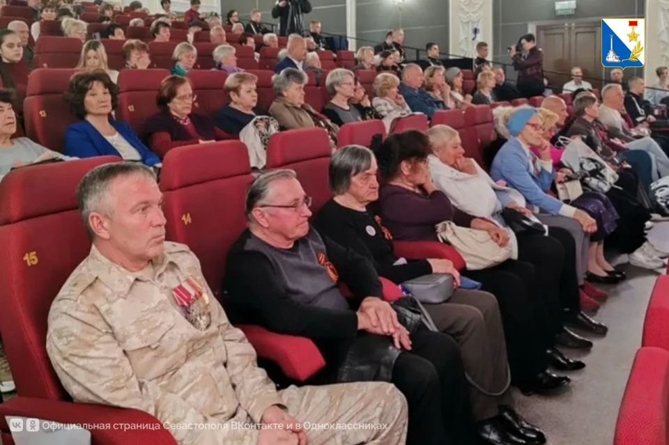 В Севастополе прошла ежегодная «Встреча поколений» В Севастополе прошла ежегодная «Встреча поколений»