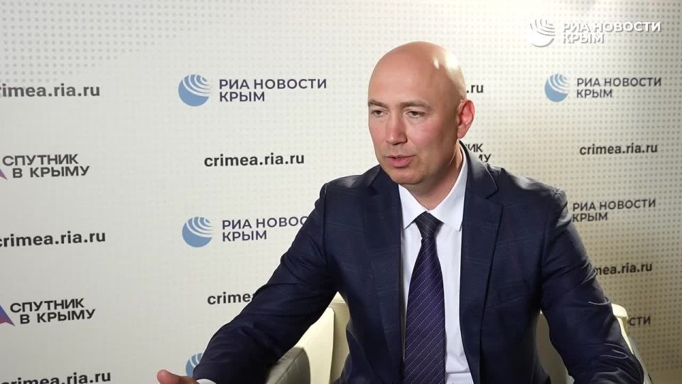 Больше 200 участников СВО и членов их семей освоили азы бизнеса в Крыму