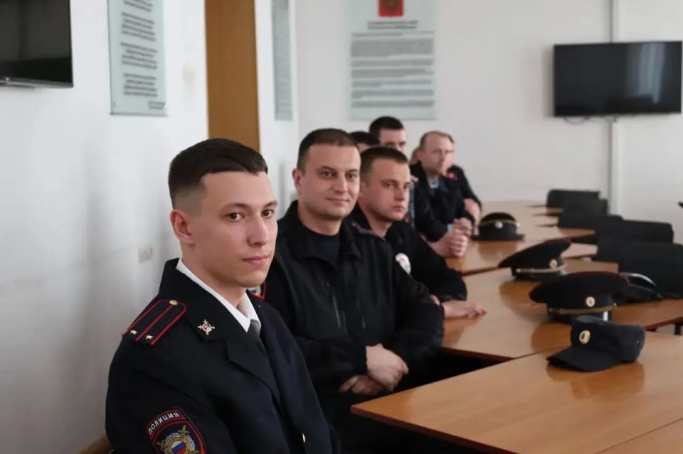 Крымские участковые приняли участие во Всероссийском конкурсе профессионального мастерства «Лучший по профессии-2026» Крымские участковые приняли участие во Всероссийском конкурсе профессионального мастерства «Лучший по профессии-2026»