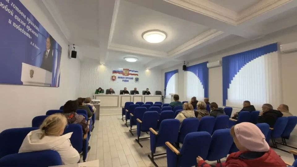 Антон Кравец: Совместно с председателем районного совета Дмитрием Мильгевским с участием представителя Инспекции по жилищному надзору Республики Крым, Фонда капитального ремонта Республики Крым провели встречу с... Антон Кравец: Совместно с председателем районного совета Дмитрием Мильгевским с участием представителя Инспекции по жилищному надзору Республики Крым, Фонда капитального ремонта Республики Крым провели встречу с...