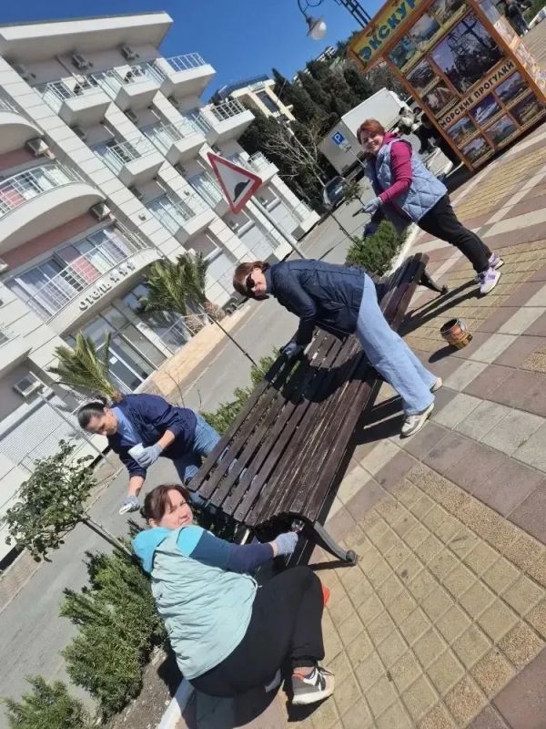 Вы ещё дома? Ещё не присоединились к субботнику? Вы ещё дома? Ещё не присоединились к субботнику?