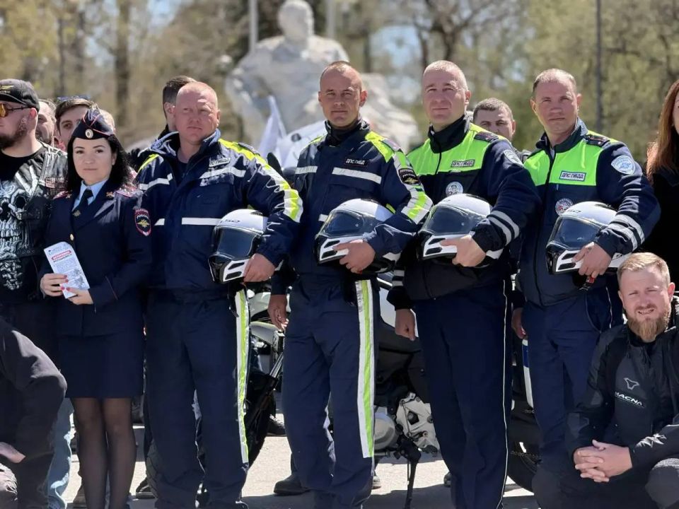 В Республике Крым организовали акцию «Осторожно, мотоциклист!», приуроченную к открытию мотосезона В Республике Крым организовали акцию «Осторожно, мотоциклист!», приуроченную к открытию мотосезона