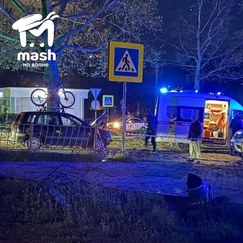 Погибший при атаке на Севастополь мужчина — барабанщик группы "Рояль в кустах" Погибший при атаке на Севастополь мужчина — барабанщик группы "Рояль в кустах"