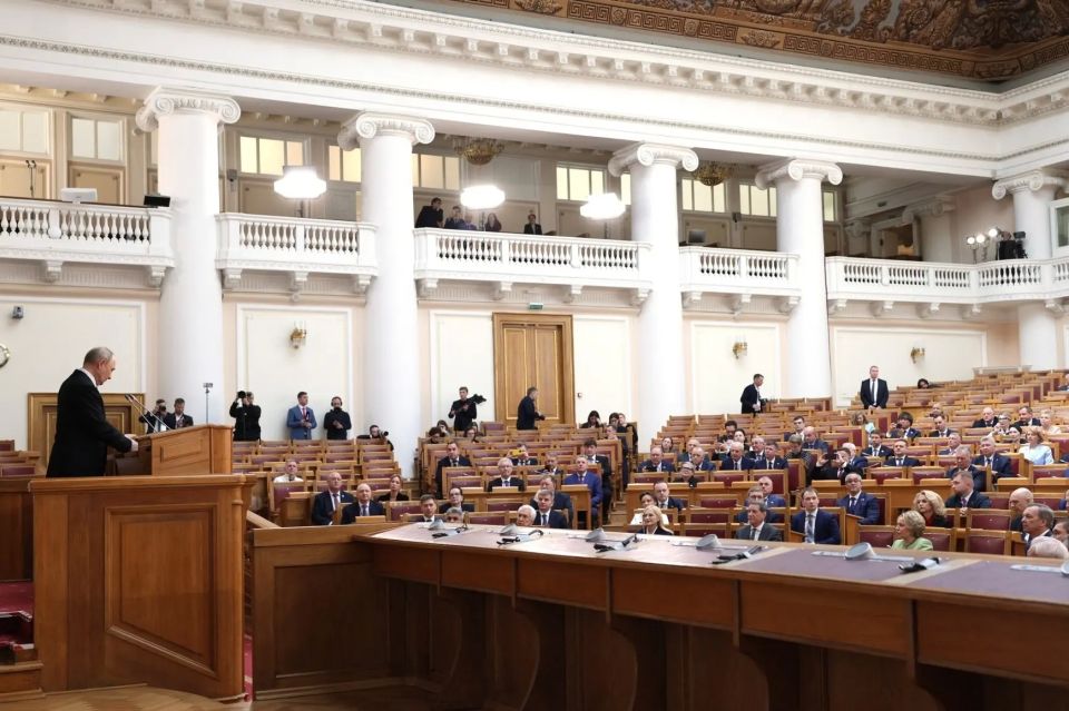 Владимир Константинов: В числе ключевых тем в рамках Совета законодателей России, который прошёл в Санкт-Петербурге, — сбережение межнационального и межконфессионального согласия в России, а также развитие мелиоративного... Владимир Константинов: В числе ключевых тем в рамках Совета законодателей России, который прошёл в Санкт-Петербурге, — сбережение межнационального и межконфессионального согласия в России, а также развитие мелиоративного...