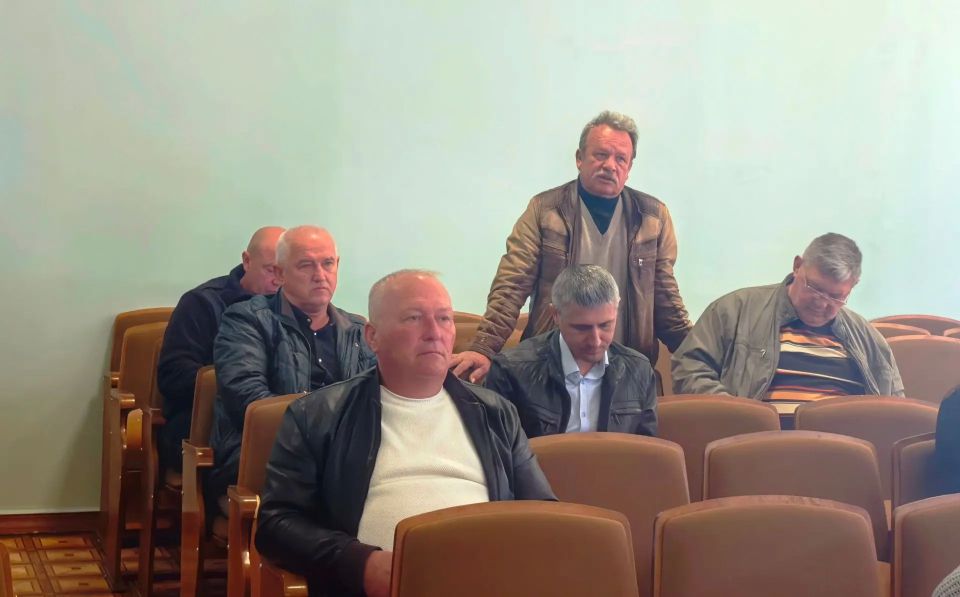 Сегодня глава администрации Советского района Александр Харламов провел аппаратное совещание по социально значимым вопросам района с руководителями структурных подразделений администрации, организаций и служб Советского... Сегодня глава администрации Советского района Александр Харламов провел аппаратное совещание по социально значимым вопросам района с руководителями структурных подразделений администрации, организаций и служб Советского...