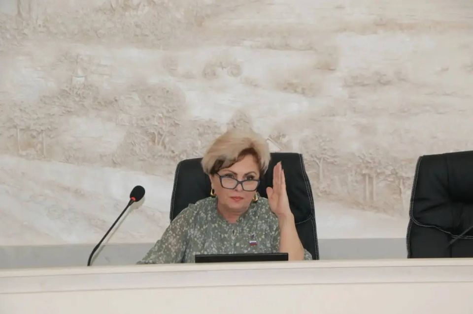 Ольга Урайкина: Сегодня после заседания президиума, состоялось 28-ое заседание Бахчисарайского районного совета Ольга Урайкина: Сегодня после заседания президиума, состоялось 28-ое заседание Бахчисарайского районного совета