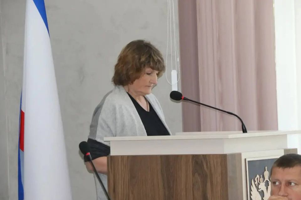 Ольга Урайкина: Сегодня после заседания президиума, состоялось 28-ое заседание Бахчисарайского районного совета Ольга Урайкина: Сегодня после заседания президиума, состоялось 28-ое заседание Бахчисарайского районного совета
