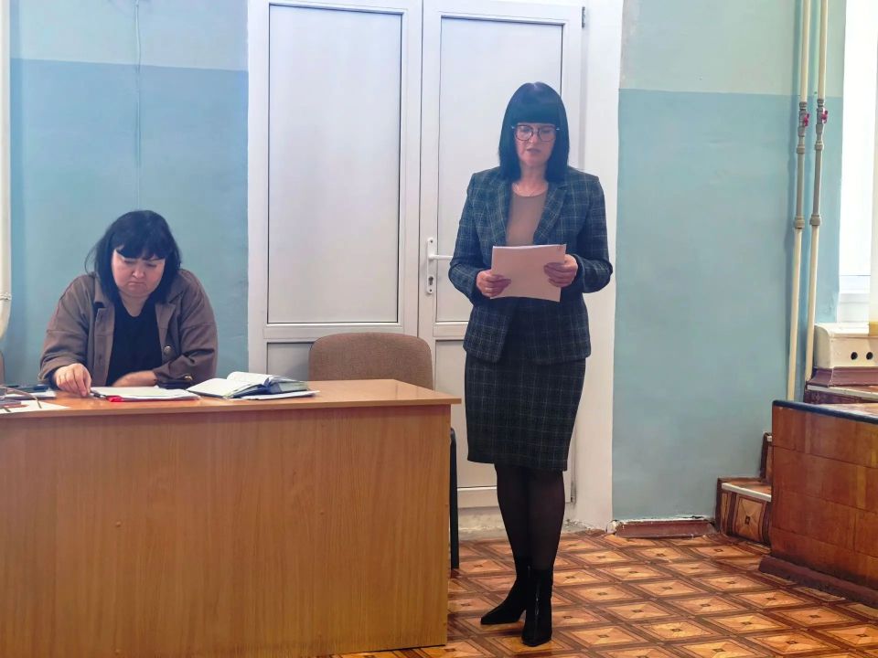 Сегодня глава администрации Советского района Александр Харламов провел аппаратное совещание по социально значимым вопросам района с руководителями структурных подразделений администрации, организаций и служб Советского... Сегодня глава администрации Советского района Александр Харламов провел аппаратное совещание по социально значимым вопросам района с руководителями структурных подразделений администрации, организаций и служб Советского...