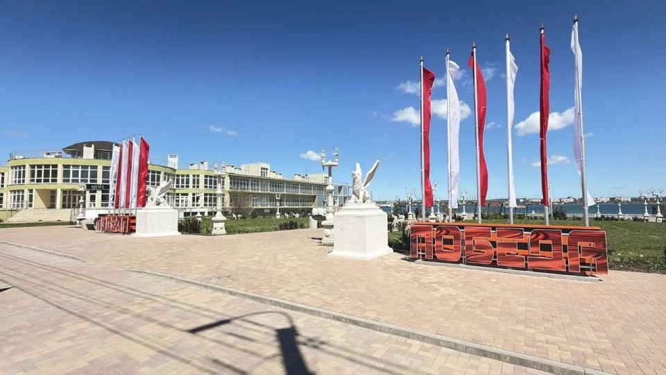Керчь преображается ко Дню Победы Керчь преображается ко Дню Победы