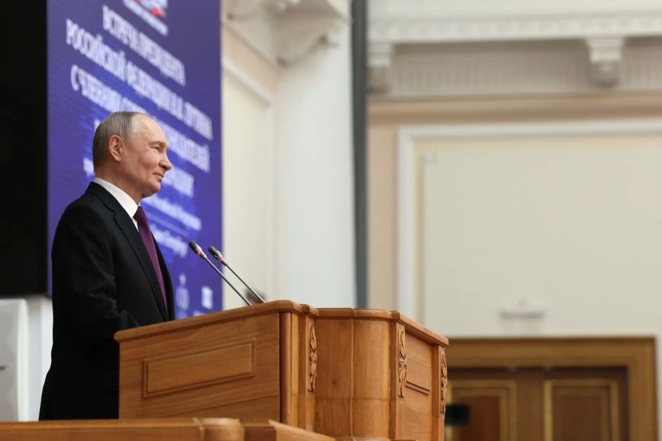 Владимир Константинов: В числе ключевых тем в рамках Совета законодателей России, который прошёл в Санкт-Петербурге, — сбережение межнационального и межконфессионального согласия в России, а также развитие мелиоративного...