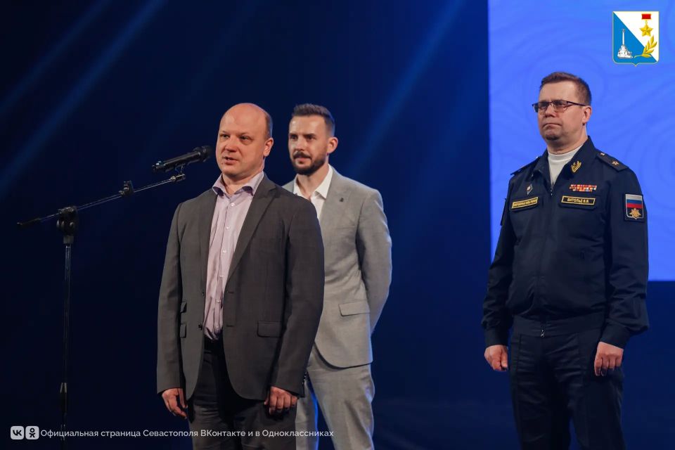 Конференция «Черноморская звезда» собрала 550 жён военнослужащих в Севастополе Конференция «Черноморская звезда» собрала 550 жён военнослужащих в Севастополе