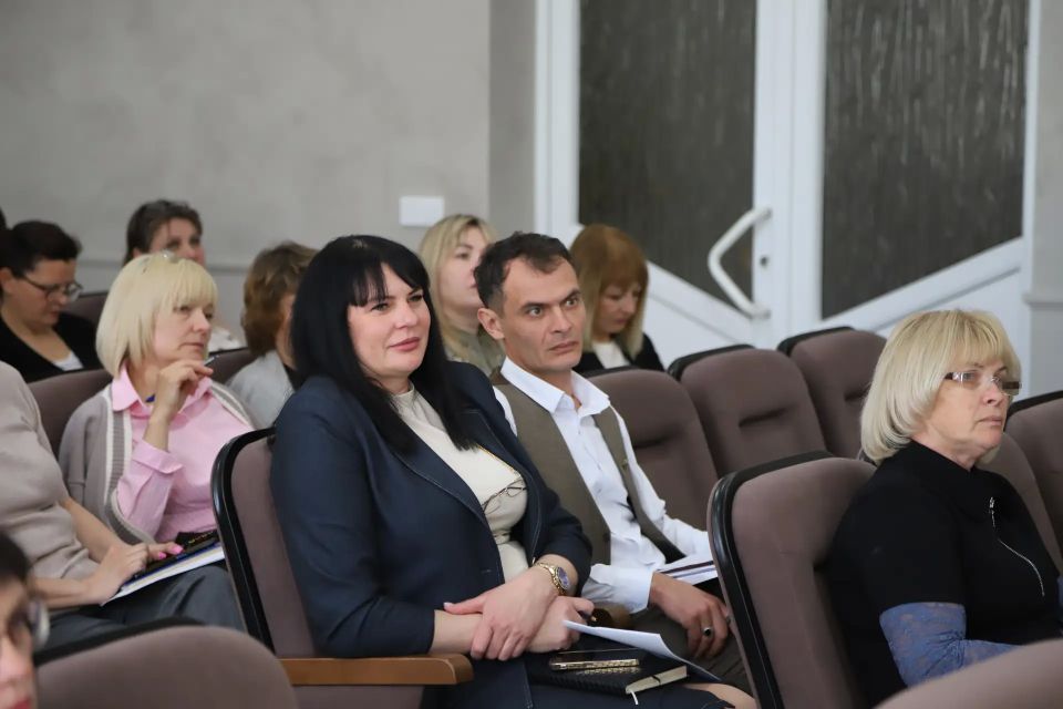 На аппаратном совещании администрации Бахчисарайского района директор ЕДДС Константин Безбородкин сообщил, что за неделю поступило 580 обращений На аппаратном совещании администрации Бахчисарайского района директор ЕДДС Константин Безбородкин сообщил, что за неделю поступило 580 обращений