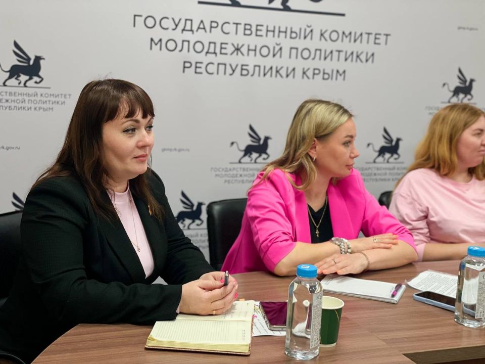 Алексей Зинченко: Еженедельно встречаемся с представителями администраций муниципальных образований Алексей Зинченко: Еженедельно встречаемся с представителями администраций муниципальных образований