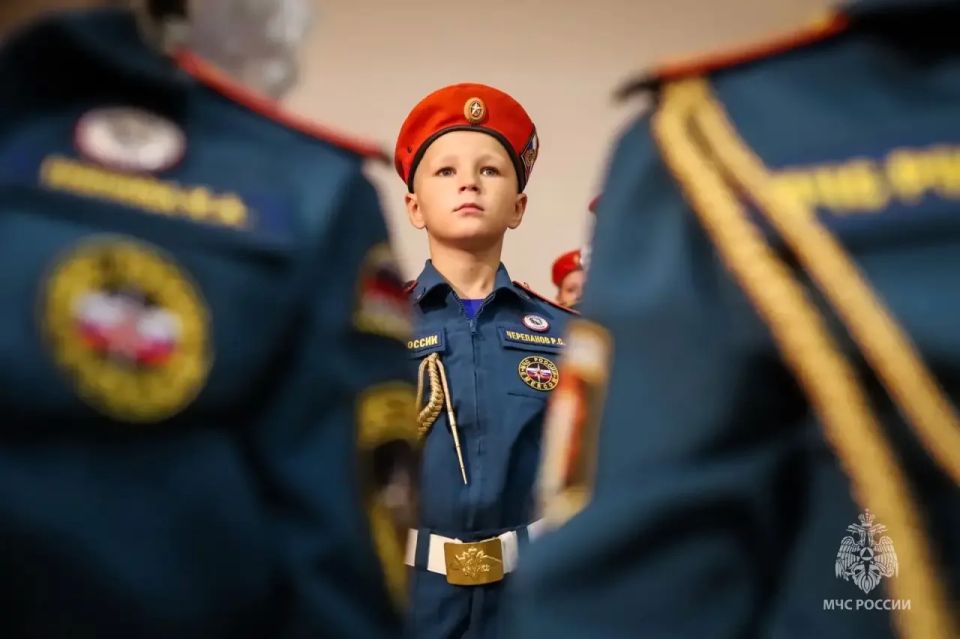 В Севастополе появится отряд «Юный спасатель» В Севастополе появится отряд «Юный спасатель»