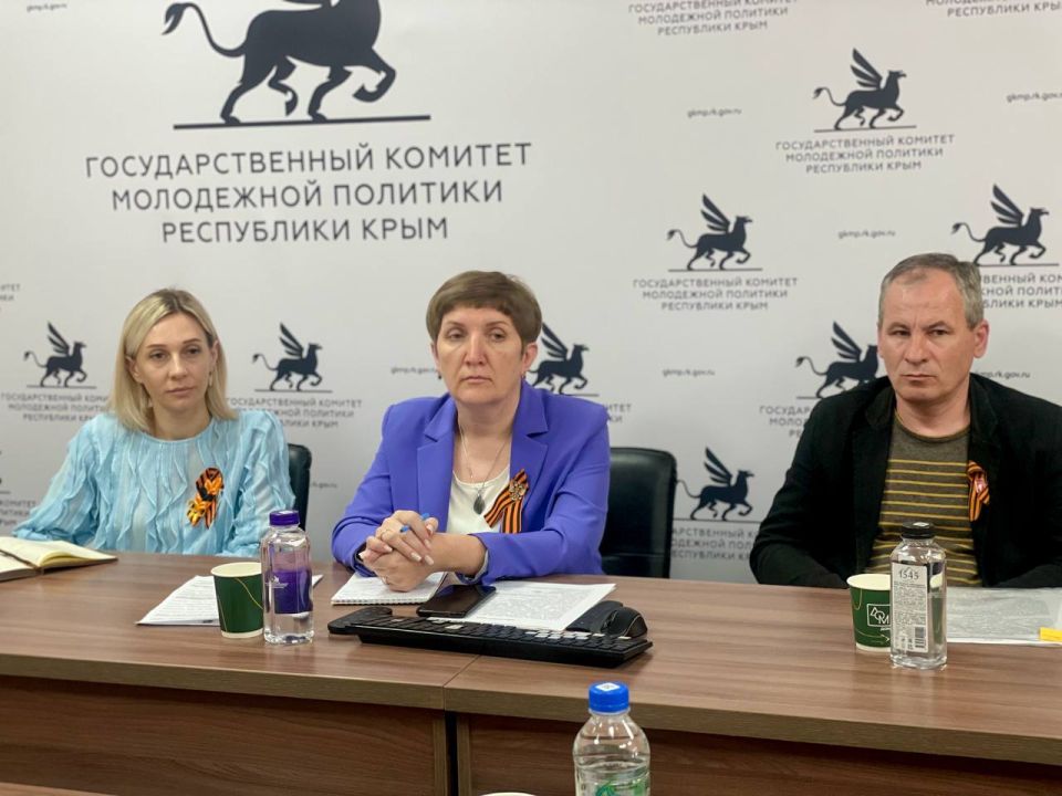 Алексей Зинченко: Еженедельно встречаемся с представителями администраций муниципальных образований Алексей Зинченко: Еженедельно встречаемся с представителями администраций муниципальных образований