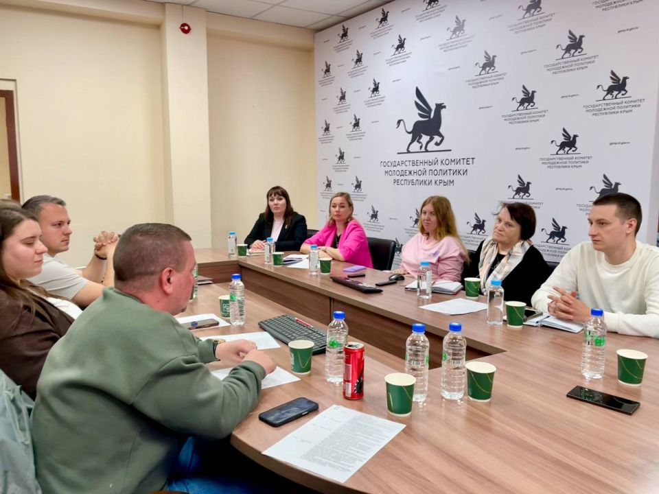 Алексей Зинченко: Еженедельно встречаемся с представителями администраций муниципальных образований Алексей Зинченко: Еженедельно встречаемся с представителями администраций муниципальных образований