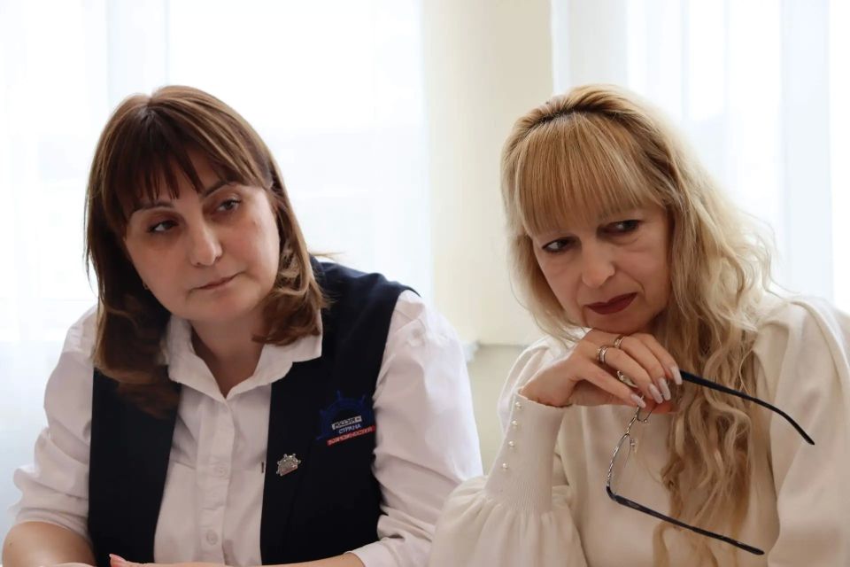 В Крыму создано экспертное сообщество «Флагманы образования» В Крыму создано экспертное сообщество «Флагманы образования»