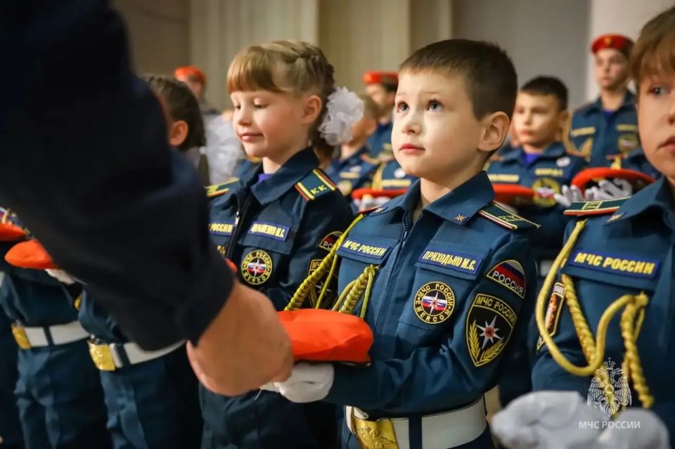 В Севастополе появится отряд «Юный спасатель» В Севастополе появится отряд «Юный спасатель»
