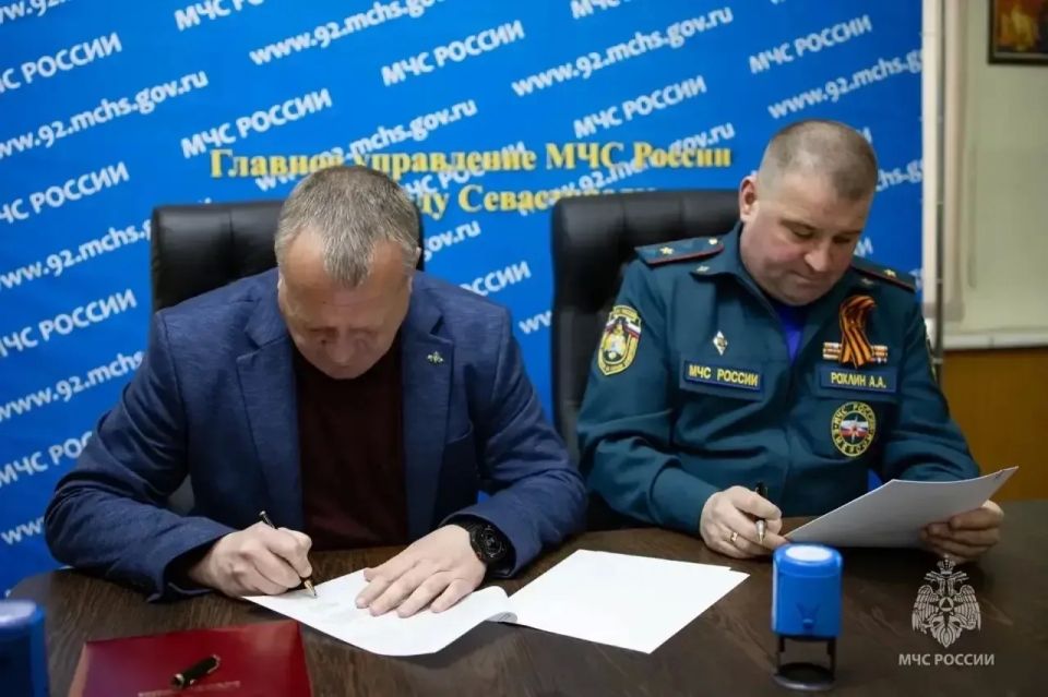 В Севастополе появится отряд «Юный спасатель» В Севастополе появится отряд «Юный спасатель»