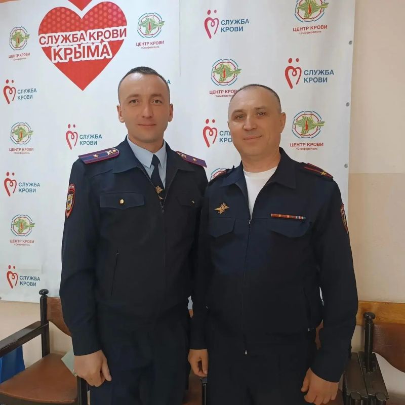 Сотрудники симферопольской полиции присоединились к донорской акции Сотрудники симферопольской полиции присоединились к донорской акции