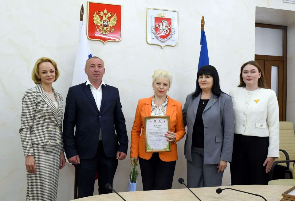 В Крыму подвели итоги конкурса на лучший двор образовательной организации «Лучший двор образовательной организации» В Крыму подвели итоги конкурса на лучший двор образовательной организации «Лучший двор образовательной организации»